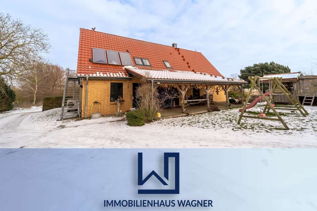 Immobilie in Neuburg - Großzügiges Wohnen mit idyllischem Grundstück für Menschen, die Raum und Ruhe schätzen - Bild 0