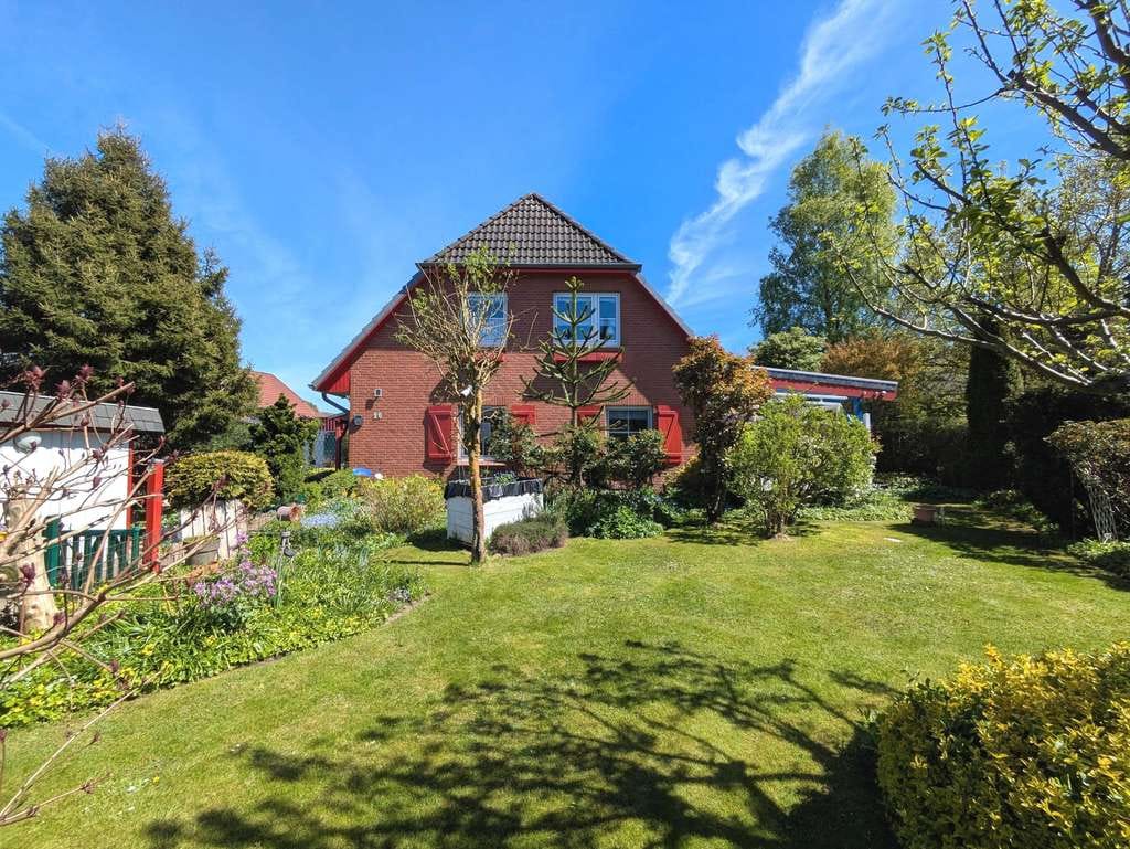 Immobilie in Fredenbeck - Gepflegtes Einfamilienhaus mit tollem Garten - Bild 0