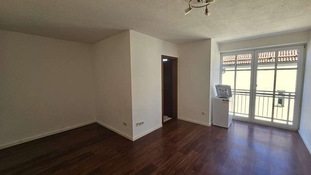 Immobilie in Wasserburg am Inn - Kompaktes Wohlfühl-Appartement  – Ideal für Stadtliebhaber und Anleger - Bild 1
