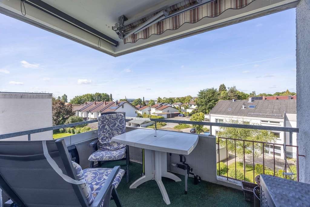 Immobilie in Ravensburg - Ravensburg - Familienfreundliche Eigentumswohnung mit Garage und viel Gestaltungspotenzial - Bild 1