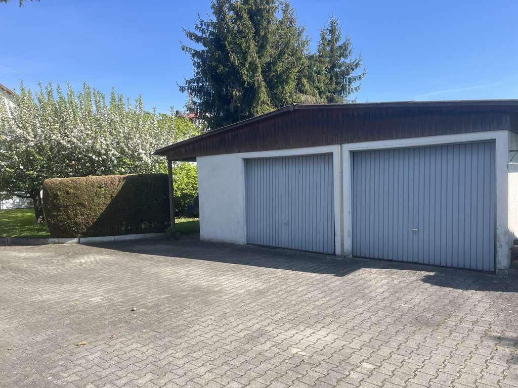 Immobilie in Elchingen - 2 Familienhaus mit viel Platz für Hobby oder Beruf - Bild 4