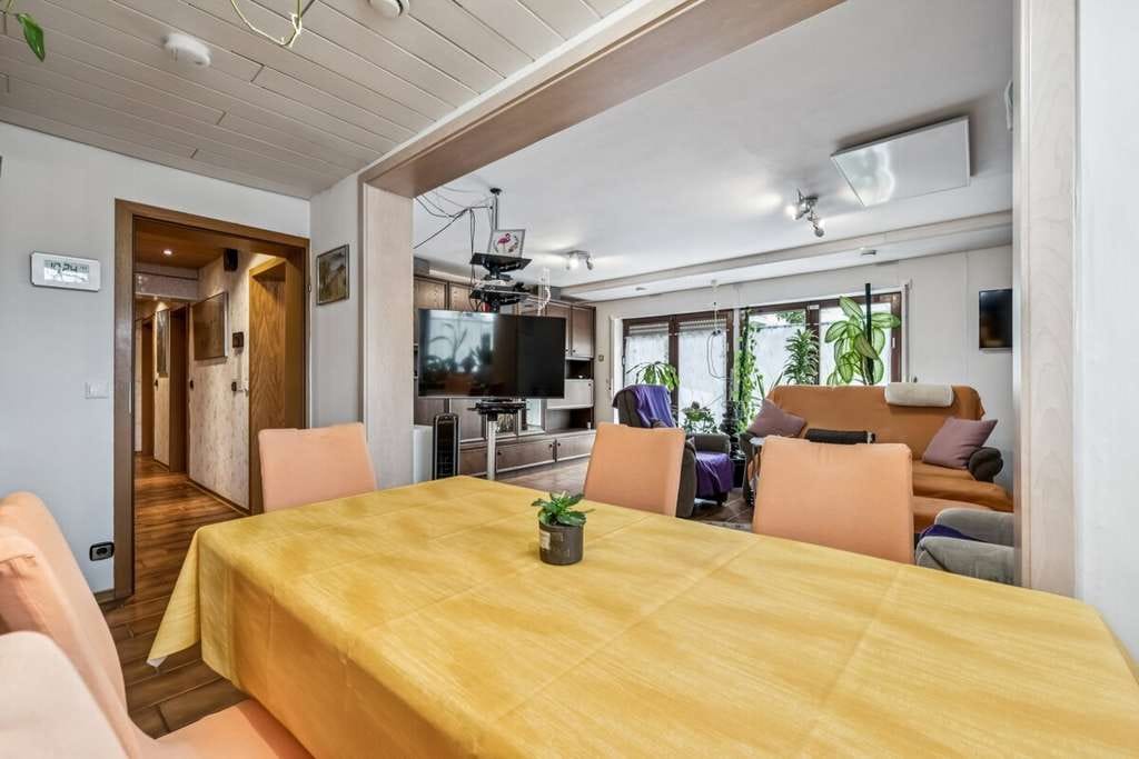 Immobilie in Sersheim - Provisionsfrei – Familienfreundliches EFH + ELW in guter Wohnlage mit Sauna und sonniger Terrasse - Bild 4