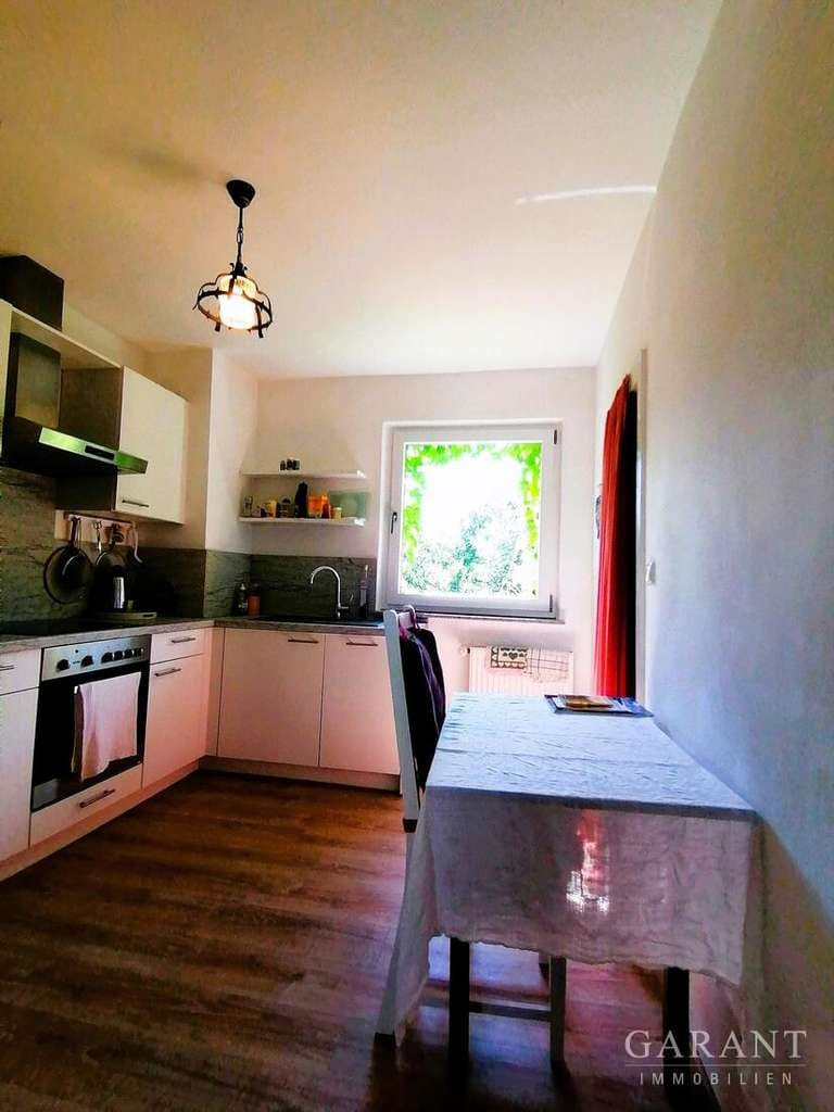 Immobilie in Lindberg - Wer erweckt das Dornröschenhaus zum Leben?! Einfamilienhaus in ruhiger aber doch zentraler Lage! - Bild 3