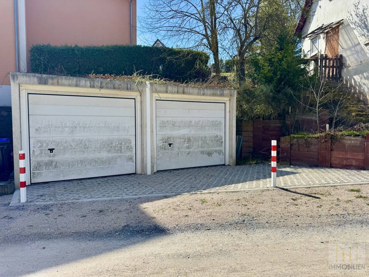 Immobilie in Jena - Wohnprojekt in Top-Lage - Entkerntes Massivhaus mit Garten & Garagen nahe Jena - Bild 1