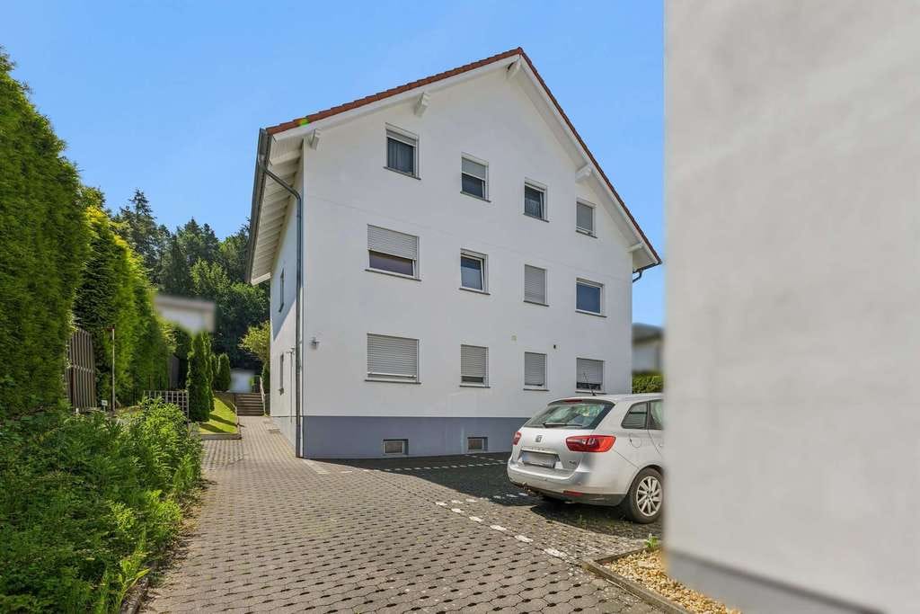 Immobilie in Reiskirchen - Attraktive Zeitgemäß renovierte Eigentumswohnung in Waldrandlage und doch zentral gelegen - Bild 2