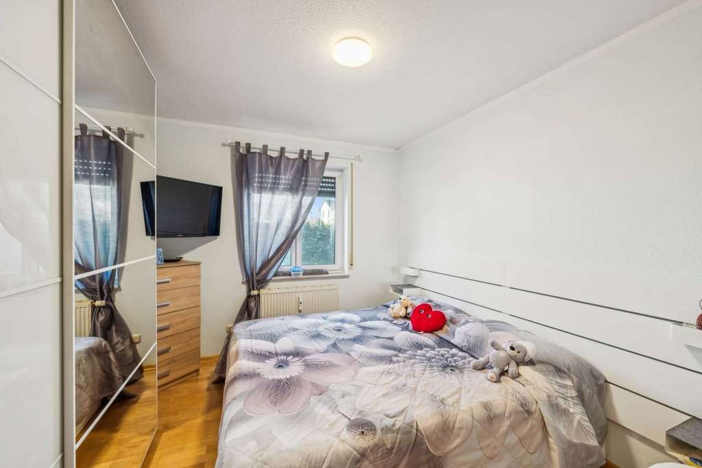 Immobilie in Esselbach - Sonnige Oase: Helle 57 m² Wohnung mit großem Garten und toskanischem Flair - Bild 4
