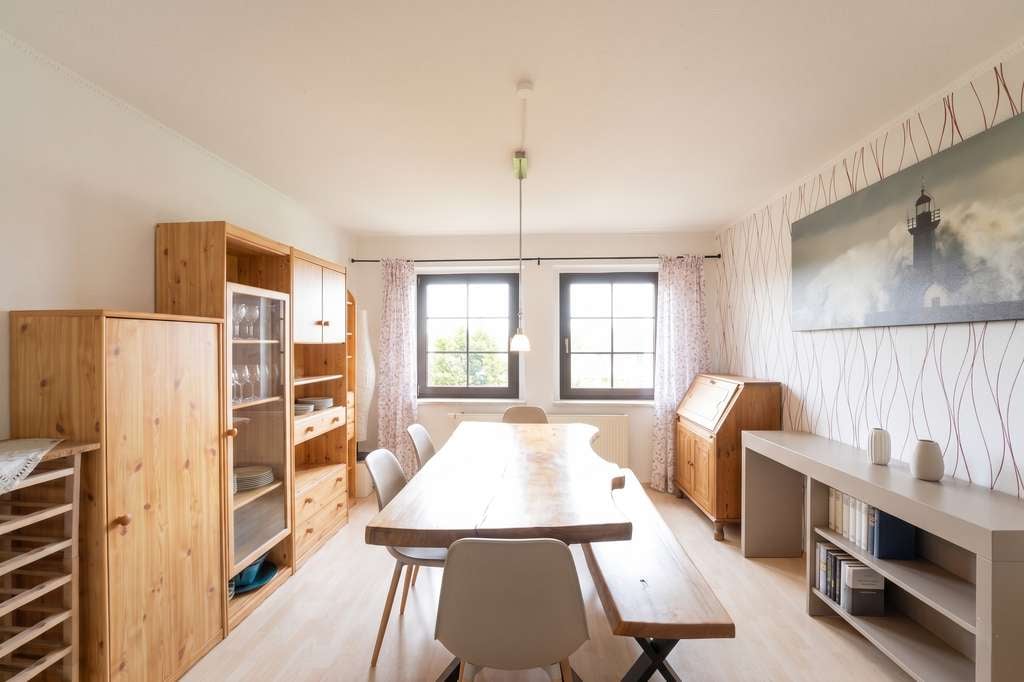 Immobilie in Schlöben - Gartenparadies trifft Wohntraum: Großzügige 4-Raum-Wohnung nahe Jena - Bild 3