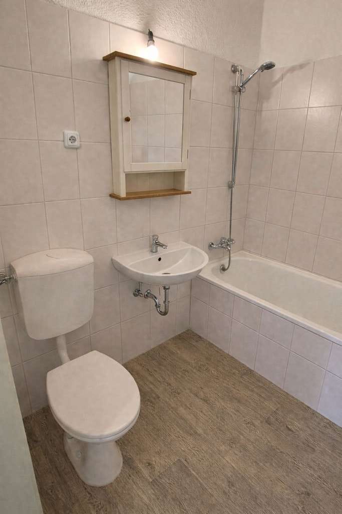 Immobilie in Erftstadt - Helle 2-Zimmer Wohnung im 10. OG mit Balkon in Erftstadt - Bild 3