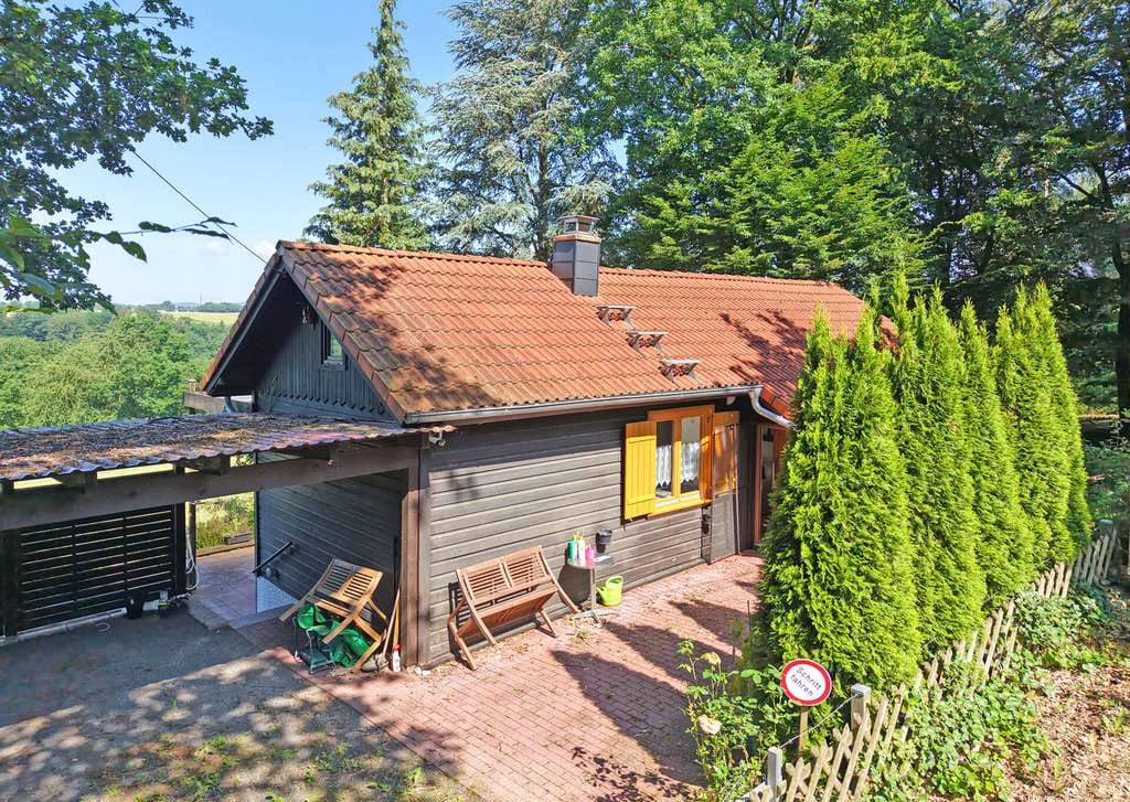 Immobilie in Körle - Entzückendes Ferienhaus, einzugsbereit mit 3,5 ZKB, Top-Zustand - Bild 1