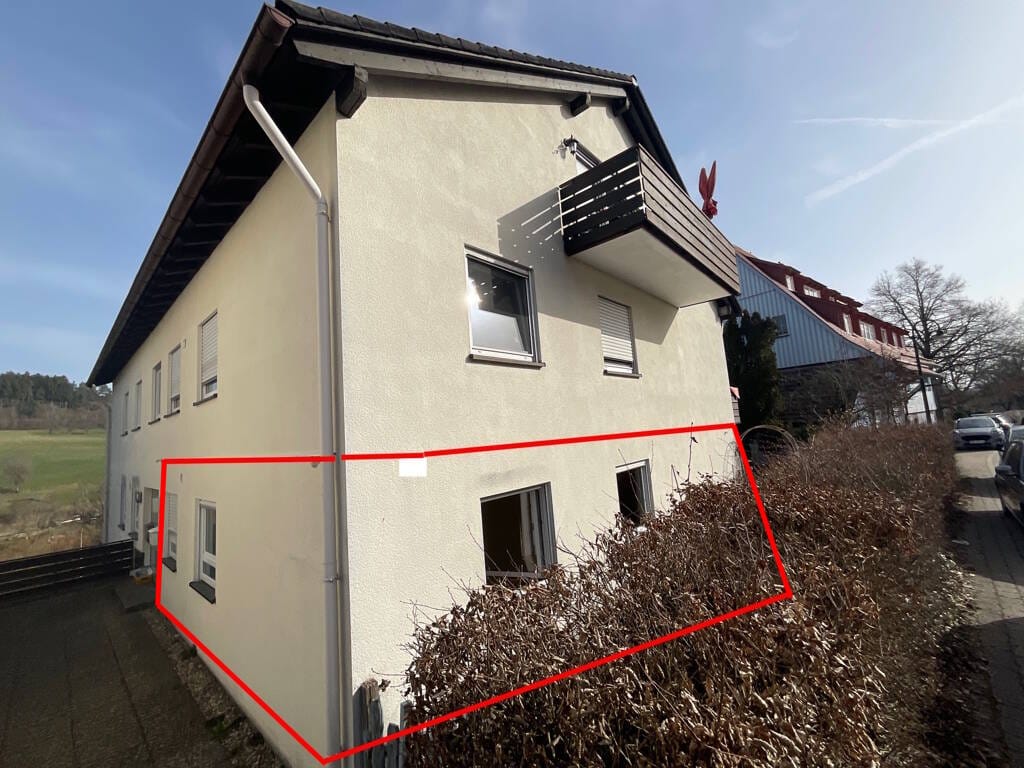 Immobilie in Freudenstadt - Preisgünstige 4 Zi-Wohnung mit Garage , direkter Zugang zur Gartennutzung. - Bild 1
