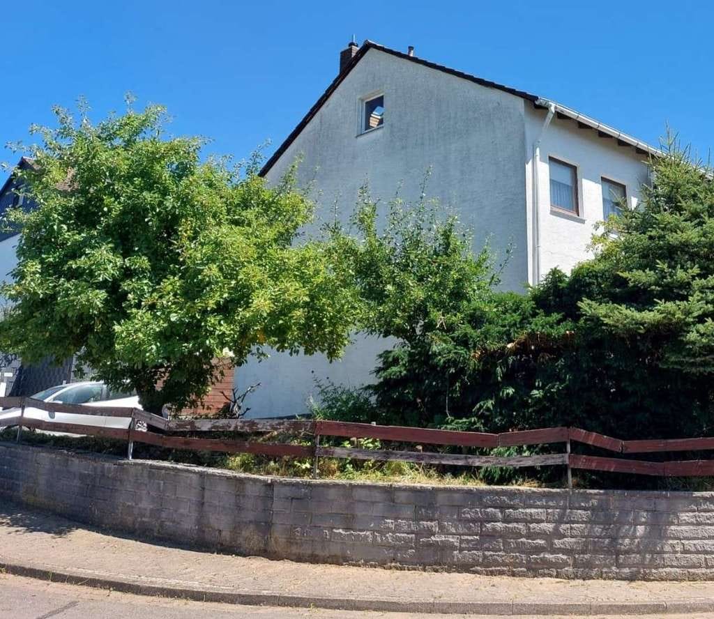 Immobilie in Bad Münder am Deister - Handwerker aufgepasst: Reihenendhaus mit viel Potenzial zur Neugestaltung - Bild 3