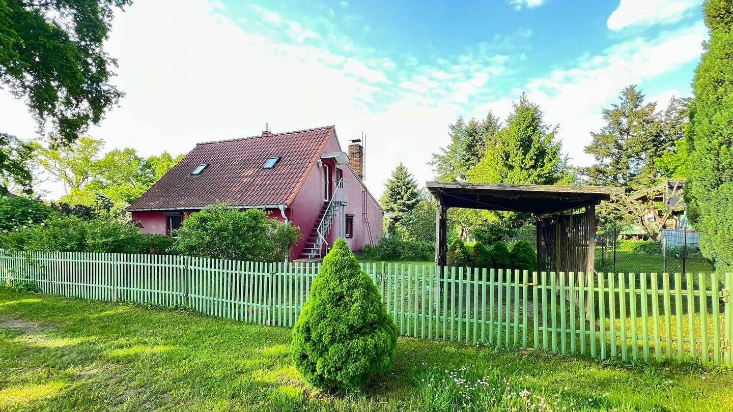 Immobilie in Fürstenberg/Havel - Einfamilienhaus zwischen drei Seen in traumhafter Außenlage von Fürstenberg an der Havel - Bild 0
