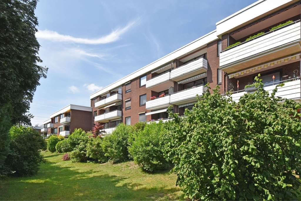 Immobilie in Oststeinbek - Weitblick inklusive: renovierungsbedürftige 3-Zimmer-Wohnung mit Balkon in gepflegter Wohnanlage - Bild 0