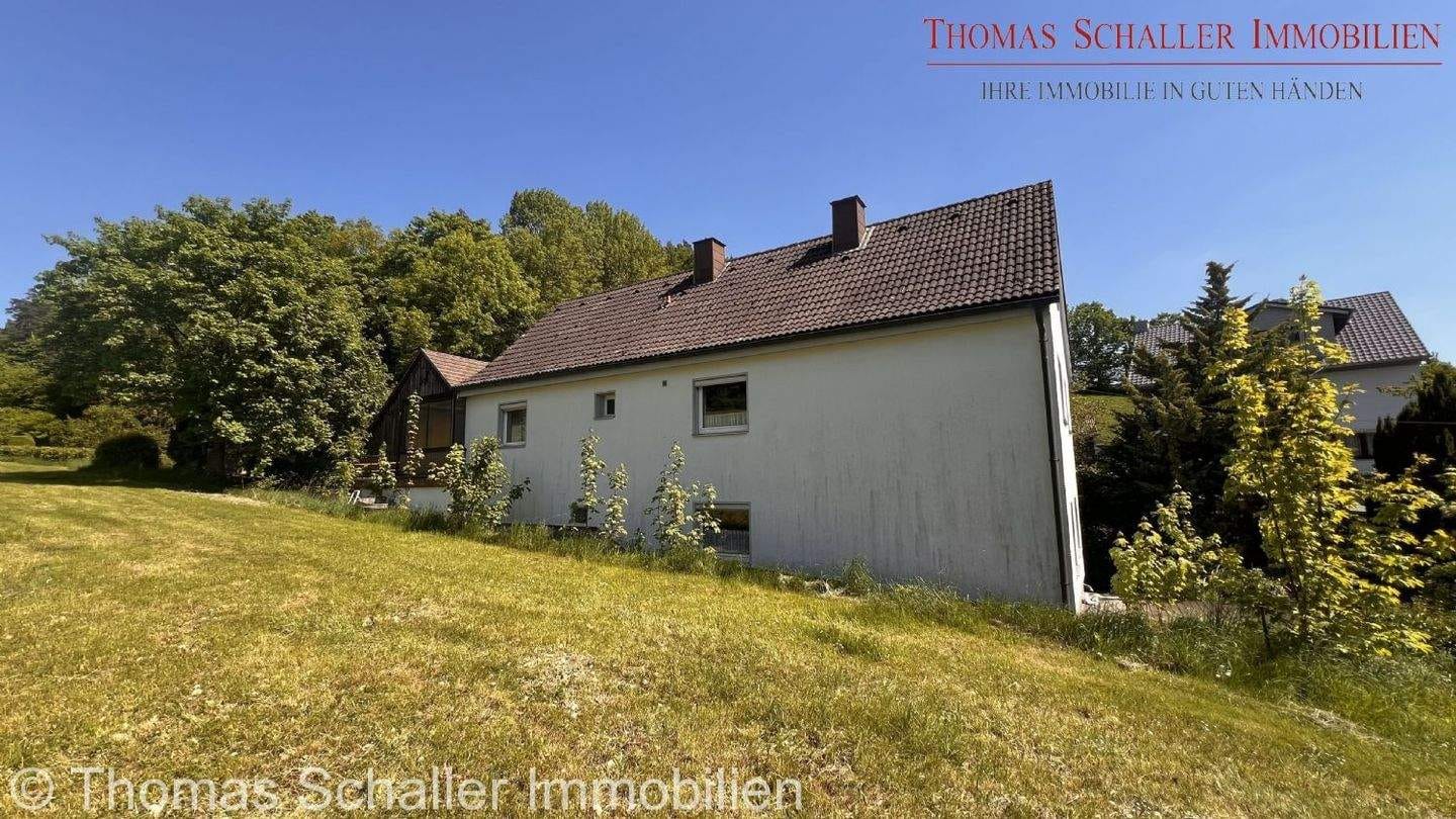 Immobilie in Himmelkron - Zweifamilienhaus mit Scheune, großem Grundstück und viel Potenzial - Idyllisch wohnen bei Bayreuth - Bild 3