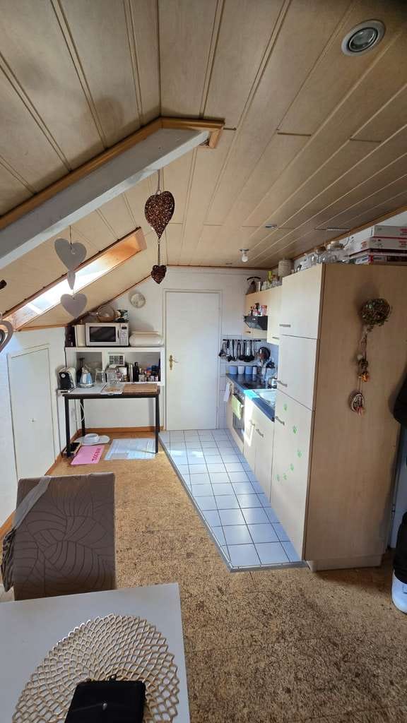 Immobilie in Kirchheim unter Teck - *** Dachgeschosswohnung mit 39 m² in sehr guter Lage – ideal für Singles oder Kapitalanleger *** - Bild 2