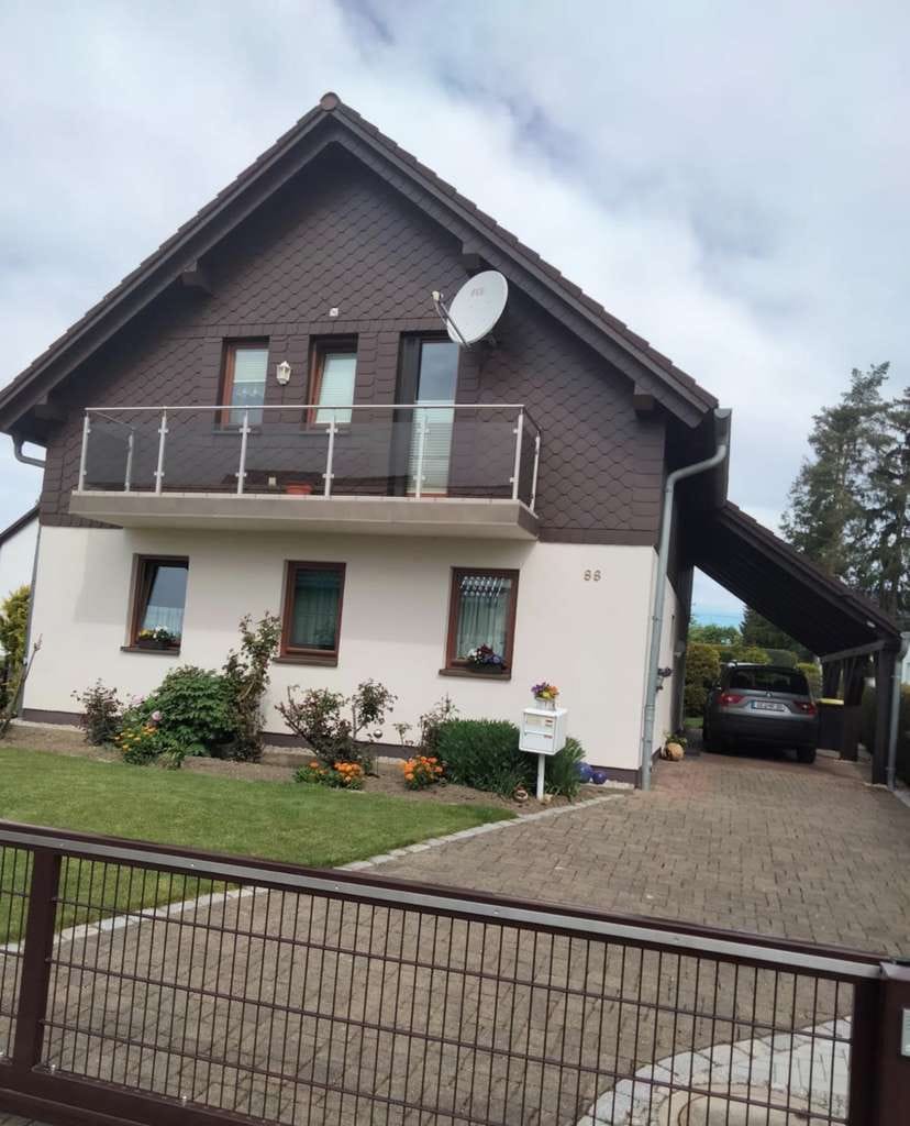 Immobilie in Niederfrohna - Einfamilienhaus mit 160 m² Wohnfläche in Niederfrohna - Bild 1