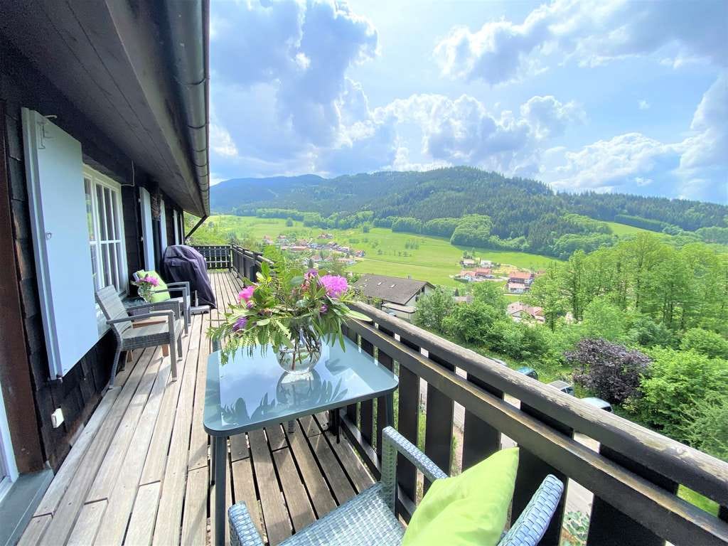 Immobilie in Seebach - Attraktives Doppelhaus in bevorzugter, unverbaubarer Panoramawohnlage mit zusätzlicher Bebauungsmögl - Bild 4