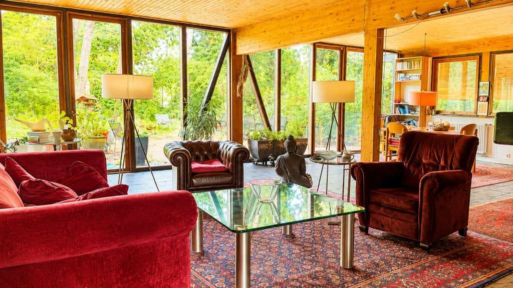 Immobilie in Ladbergen - ANFRAGESTOPP

Architektenhaus im Grünen – außergewöhnliches Wohnen mit Waldkulisse & Charakter - Bild 1