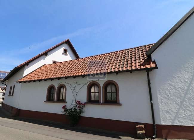 Immobilie in Steinweiler - Idyll mit Nebengeb., WoMo-Garage, Innenhof, Laubengang, PV-Anlage, ... - Bild 4