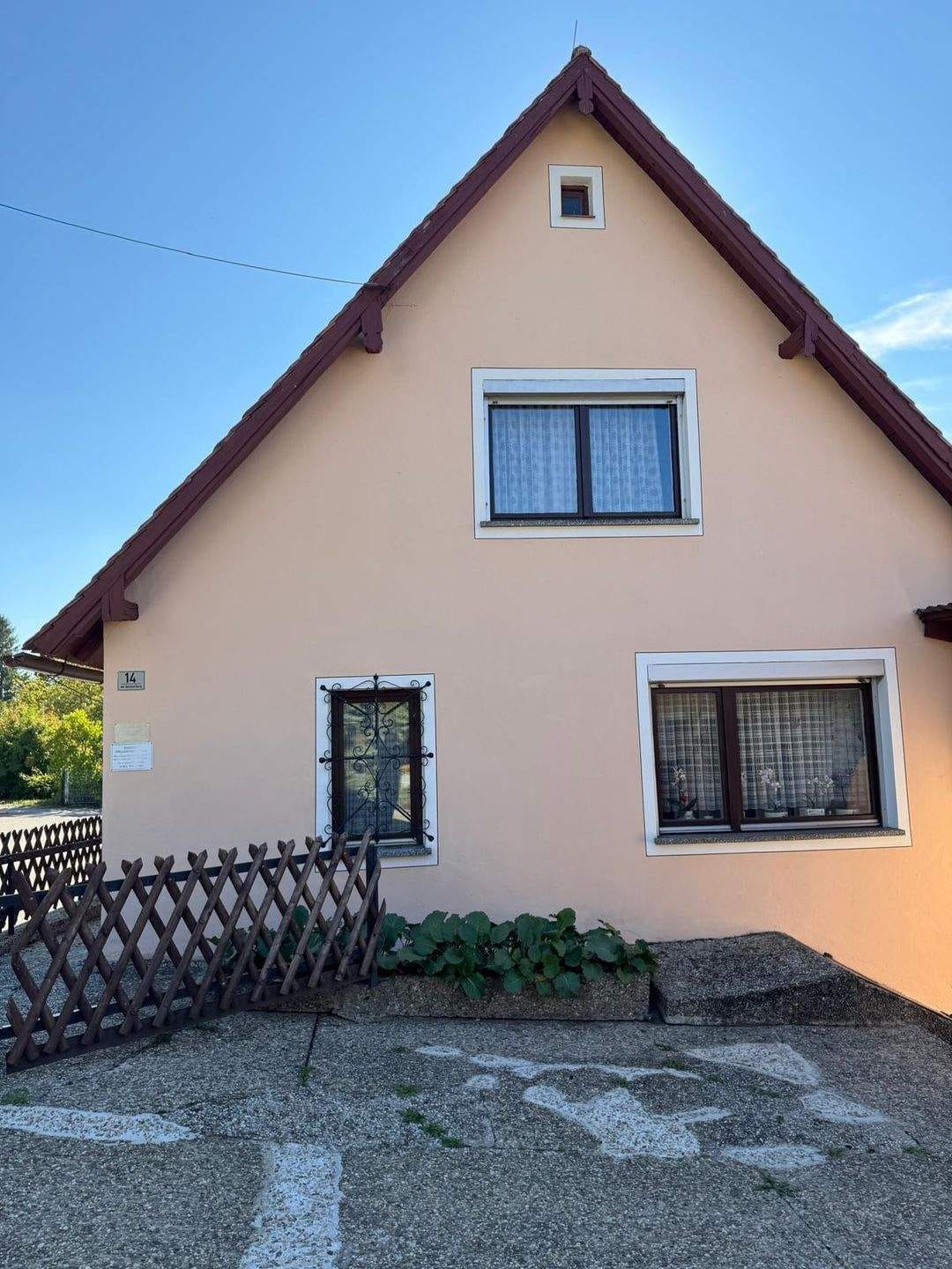 Immobilie in Seubersdorf in der Oberpfalz - Großzügiges Grundstück mit Entwicklungspotenzial – 1.157 m² in attraktiver Lage mit Bestandshaus, Teilungsmöglichkeit und Nebengebäuden - Bild 1
