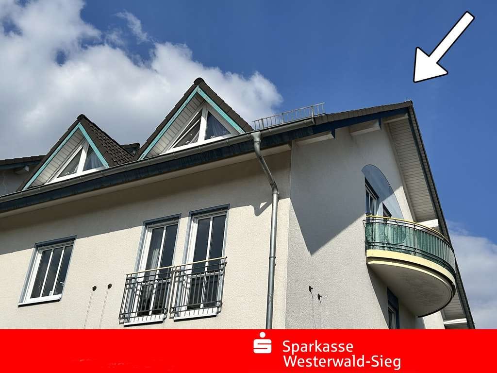 Immobilie in Altenkirchen (Westerwald) - Altenkirchen, Eigentumswohnung DG mit 80m² WFL und Stellplatz in guter Wohnlage - Bild 1