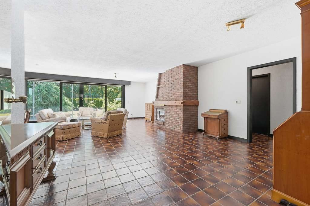 Immobilie in Rheinbach - Freistehendes Einfamilienhaus mit offenem Kamin, großem Garten und Doppelgarage in Hilberath - Bild 3
