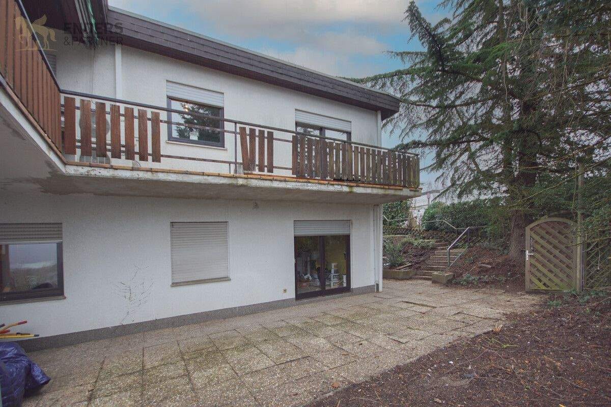 Immobilie in Trier - Einfamilienhaus mit Moselblick, Garten & Potenzial in Trier-Weismark/Feyen - Bild 0