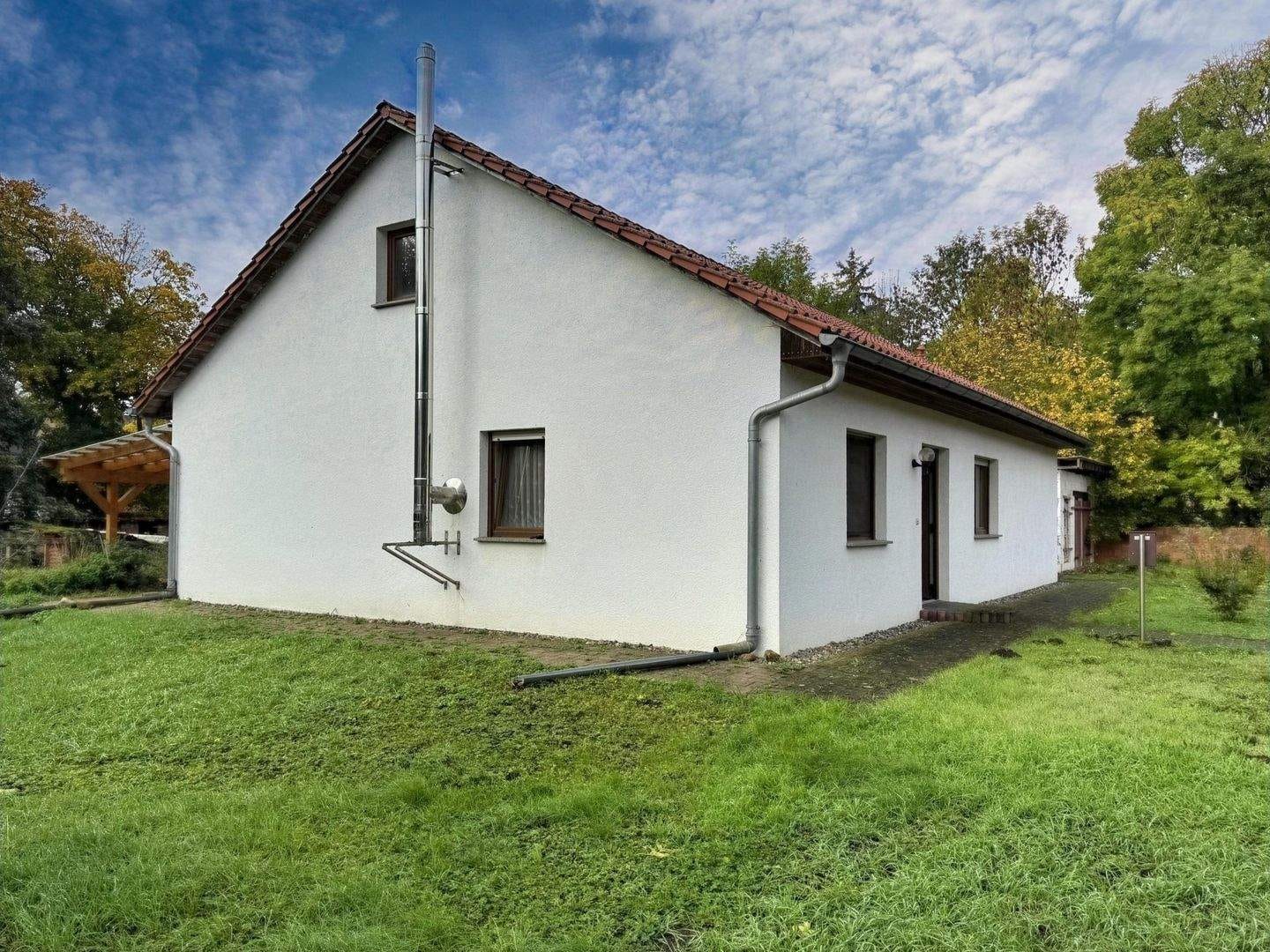Immobilie in Am Großen Bruch - Einfamilienhaus - Bungalow mit großem Grundstück und vielseitigen Nutzungsmöglichkeiten - Bild 0