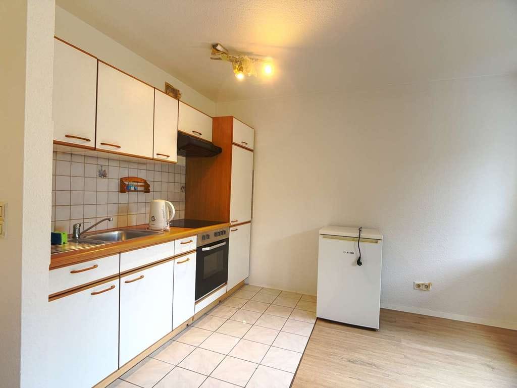 Immobilie in Wildberg - Renovierte 1,5 Zimmer Erdgeschoss Wohnung mit Terrasse, Tiefgarage & Einbauküche - Bild 3