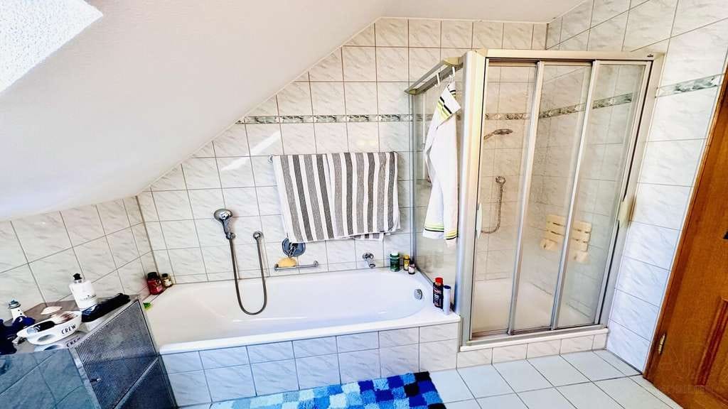 Immobilie in Warmensteinach - Panoramablick im Fichtelgebirge – gepflegte Dachgeschosswohnung in ruhiger Wohnlage - Bild 4