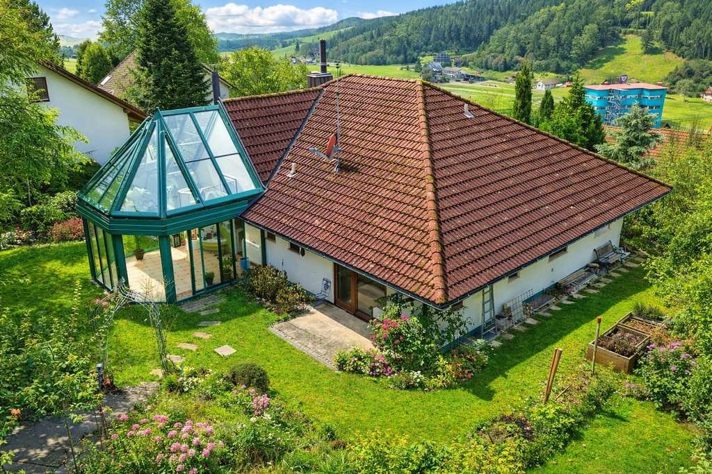 Immobilie in Nordrach - Exklusiver Bungalow in traumhafter Sonnenlage - Bild 2