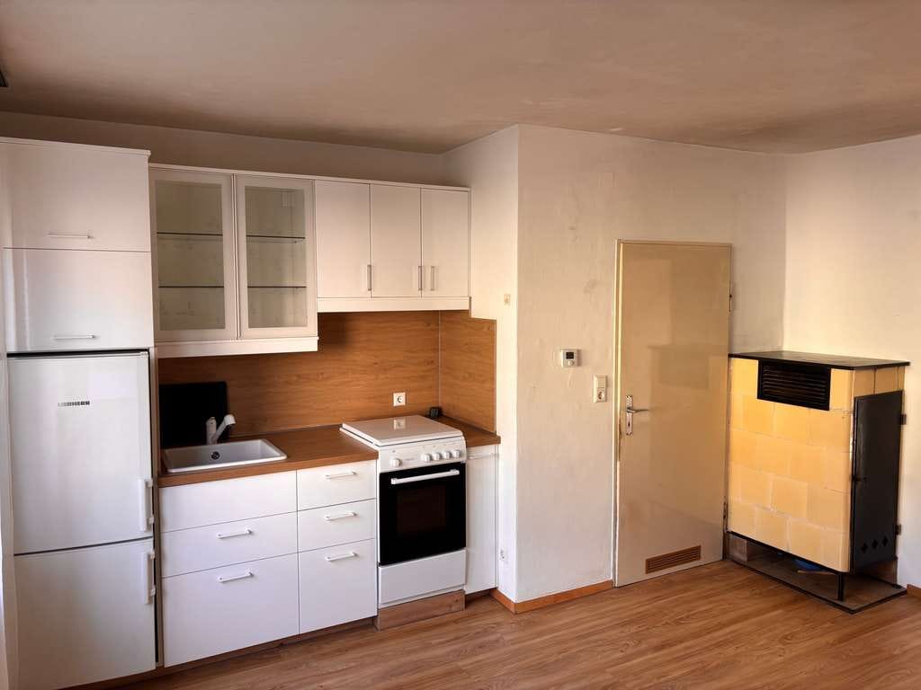 Immobilie in Ostfildern - Kompakte 2,5-Zimmer-Wohnung mit guter Rauaufteilung und sehr gut erhaltener Küchenzeile - Bild 1