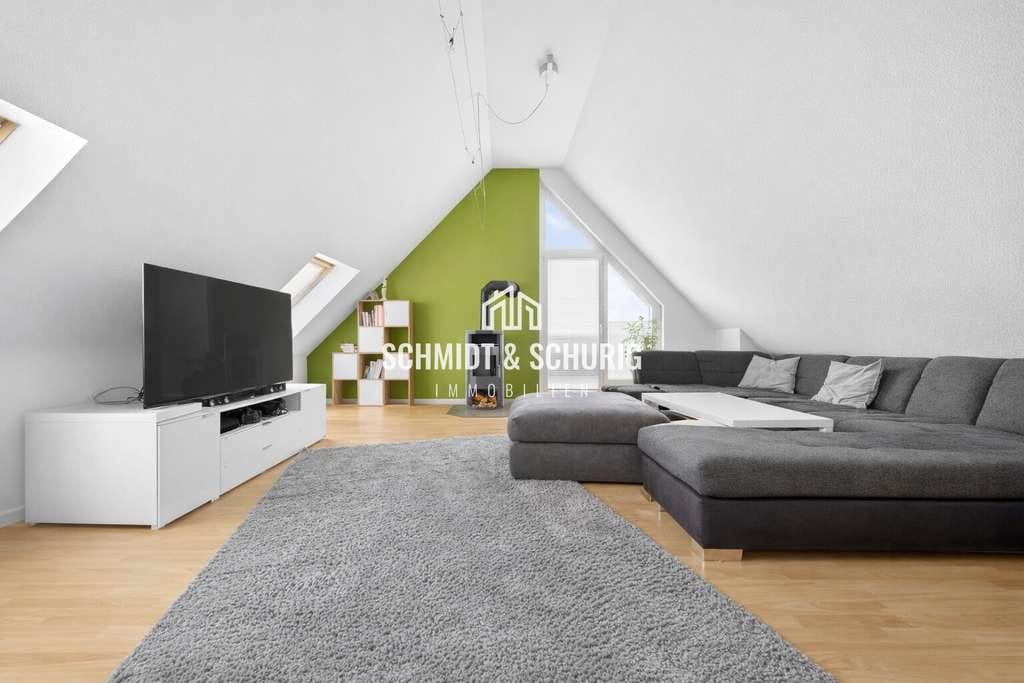 Immobilie in Engelsbrand - Moderne Maisonette-Wohnung mit Weitblick über Pforzheim - Bild 2