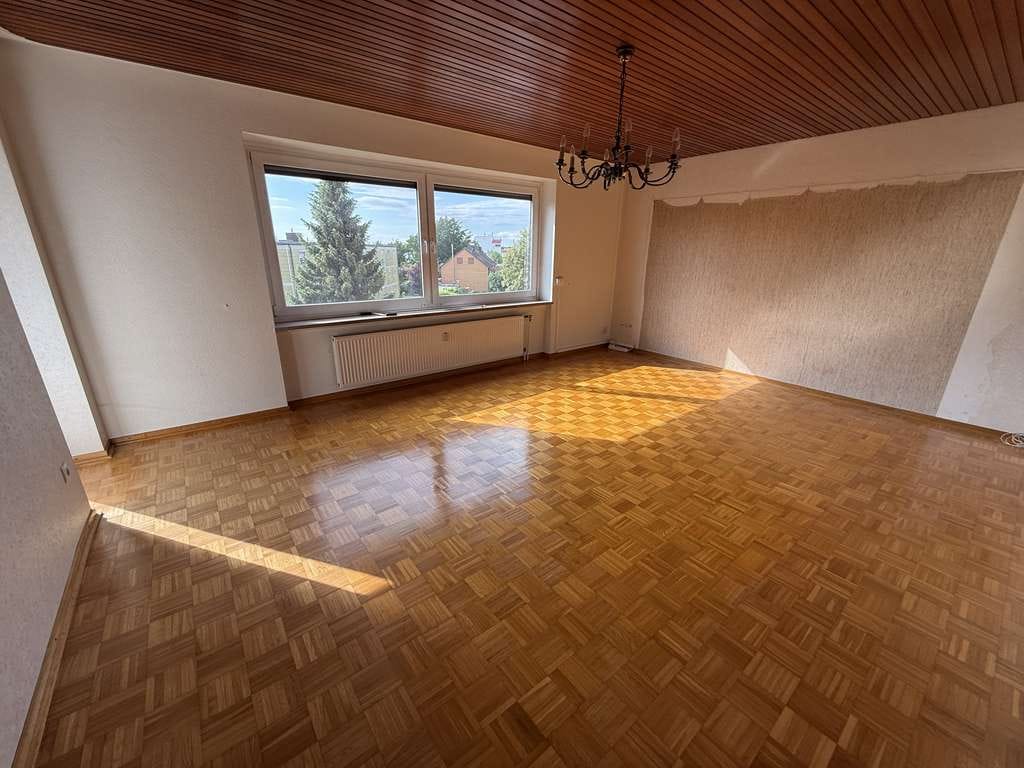 Immobilie in Wolfenbüttel - +++ Freie 4-Zimmer ETW mit Loggia, PKW-Stellplatz und Kellerraum+++ - Bild 4