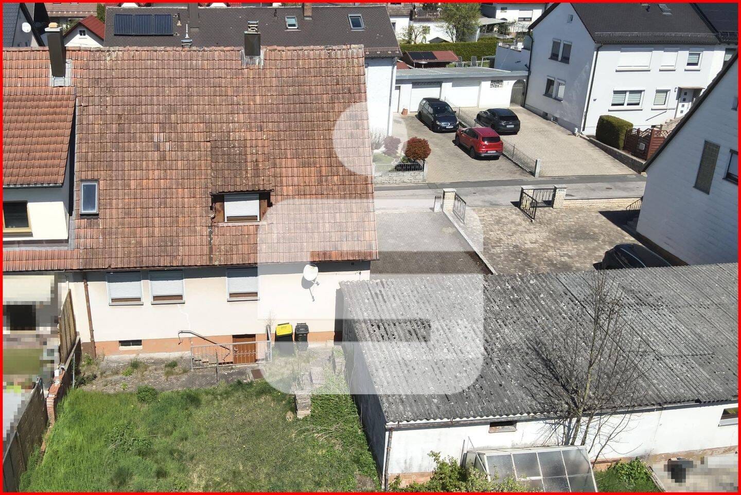 Immobilie in Heroldsbach - Handwerker aufgepasst - Doppelhaushälfte in Heroldsbach mit viel Potenzial - Bild 0