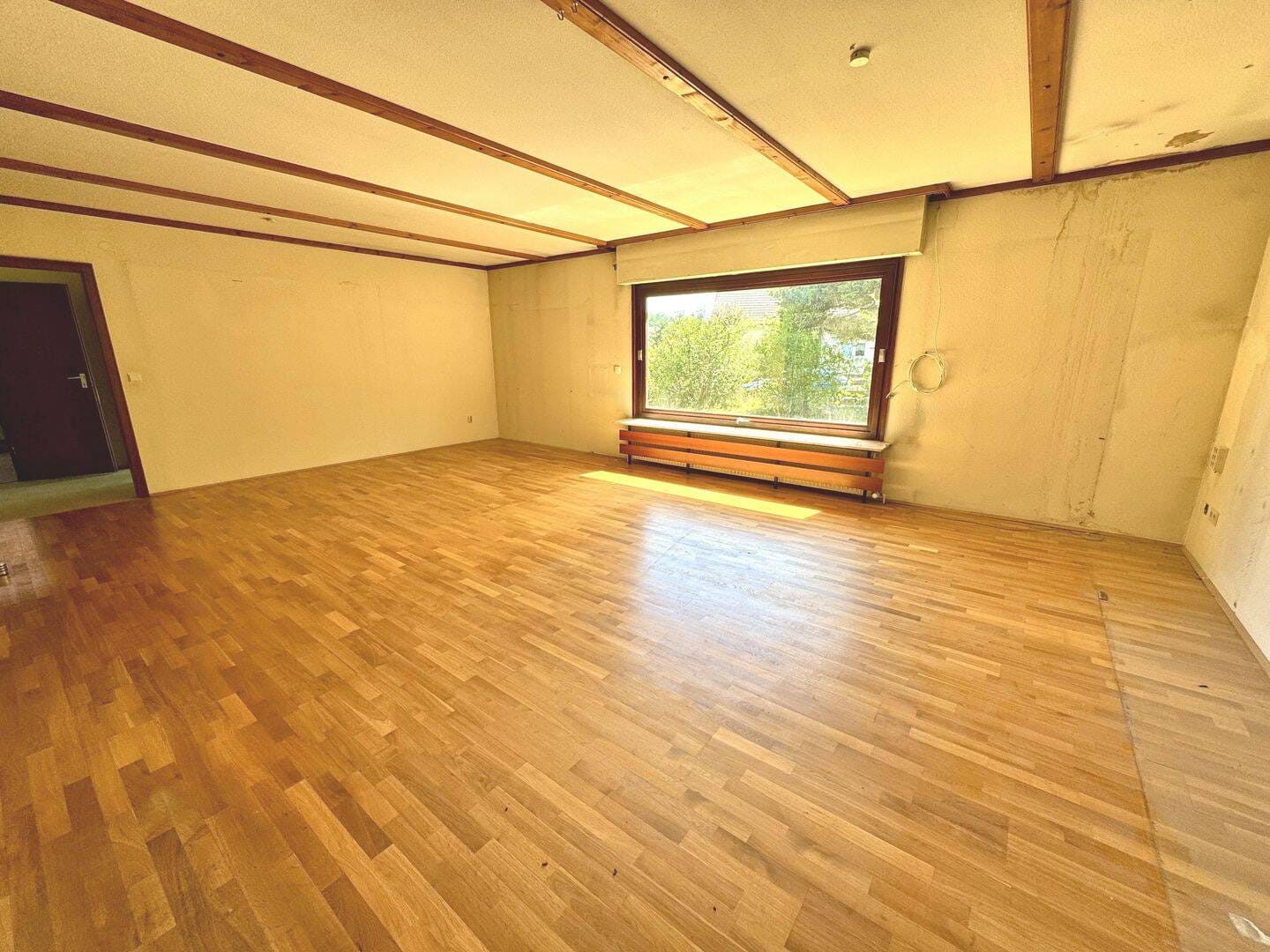 Immobilie in Ebermannsdorf - Verwirklichen Sie Ihre Wohnträume! Einfamilienhaus in Ebermannsdorf, Landkreis Amberg-Sulzbach - Bild 4