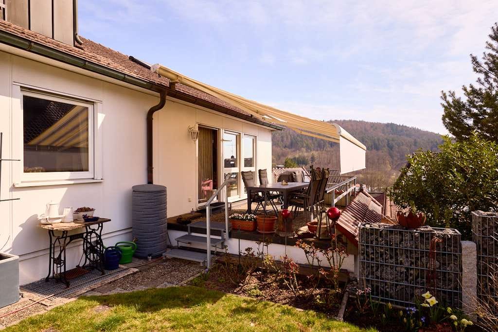 Immobilie in Rudersberg - Zweifamilienhaus mit Einliegerwohnung und traumhaftem Ausblick - Bild 4