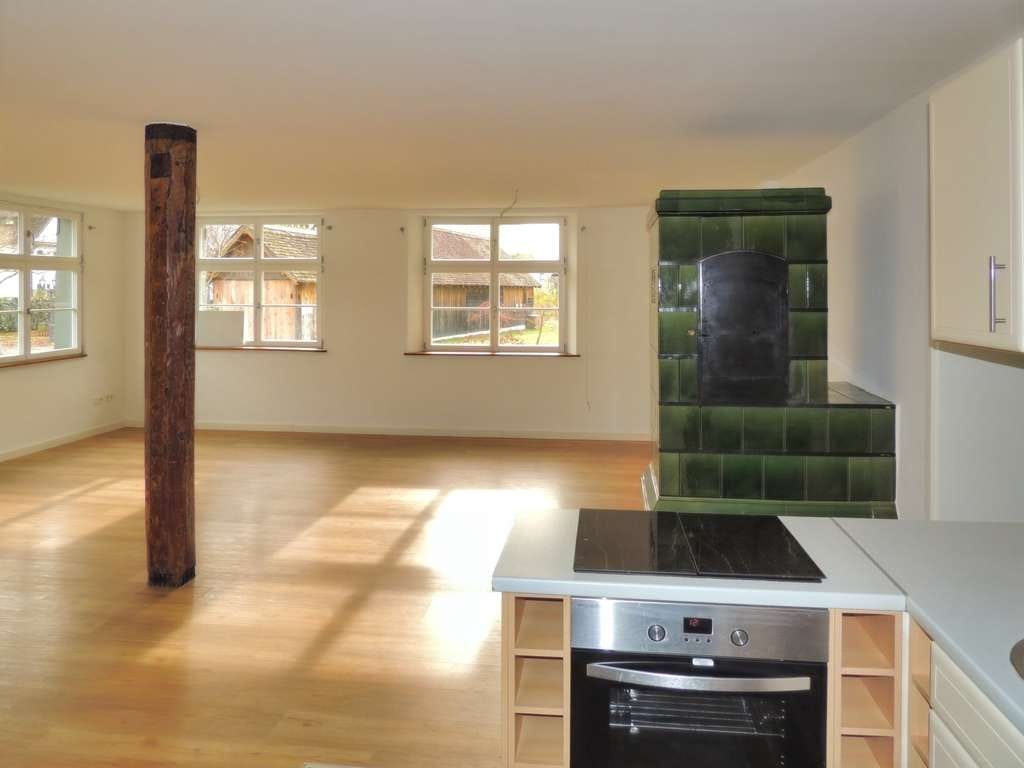 Immobilie in Bermatingen - CHARMANTE ERDGESCHOSSWOHNUNG MIT EIGENEM GARTEN - Bild 2