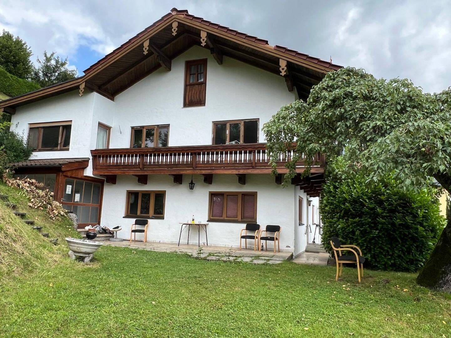 Immobilie in Rott am Inn - Preisreduzierung für ein Haus mit genügend Platz für eine große Familie oder als Mehrgenerationshausund mit Blick auf die bayerischen Berge - Bild 2