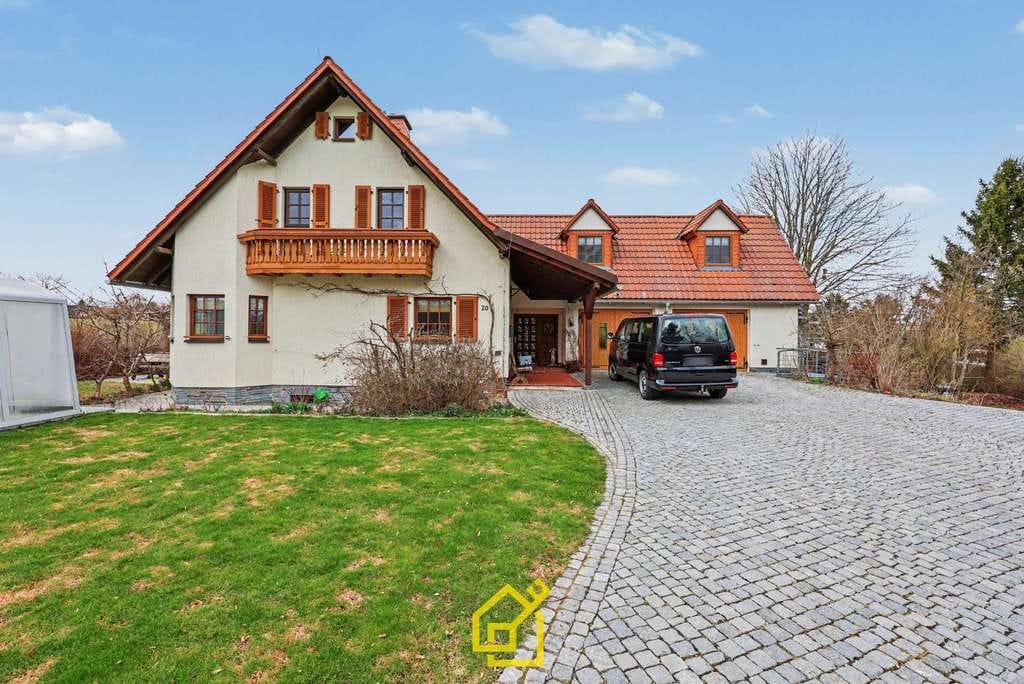 Immobilie in Schleiz - Exklusives Zuhause mit Büro, Pool, Sauna & Kamin – Ihr Rückzugsort am Feldrand - Bild 4