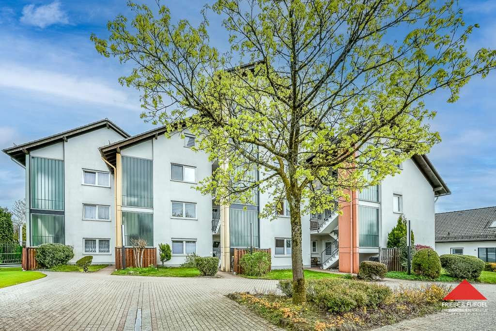 Immobilie in Kierspe - Schicke 2-Zimmer Eigentumswohnung mit Balkon und Garage in Kierspe-Dorf - Bild 0