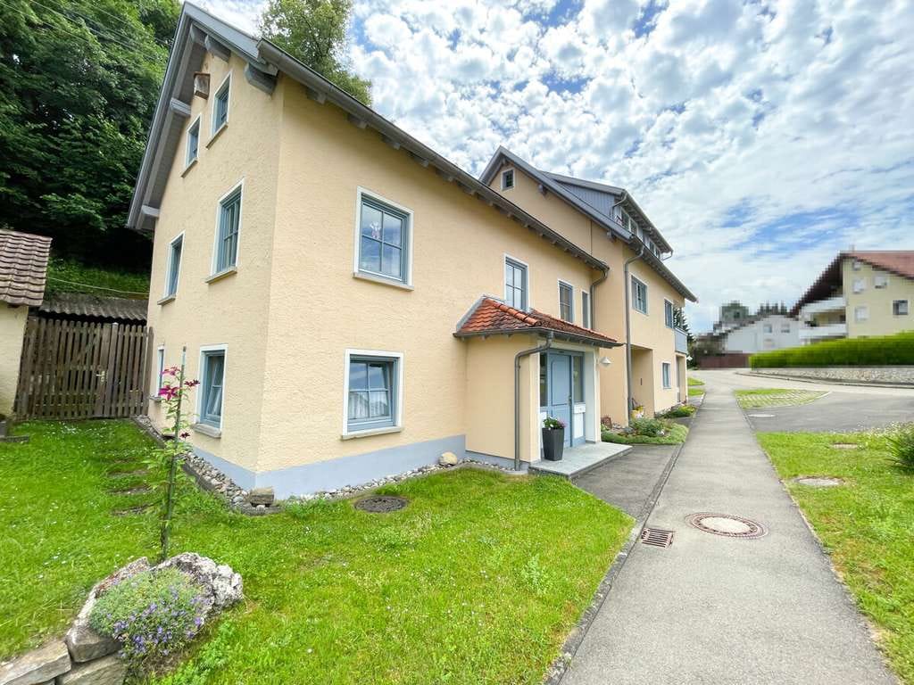 Immobilie in Untermarchtal - Großzügiges Wohnhaus mit Gewerbemöglichkeit – Wohnen und Arbeiten unter einem Dach - Bild 4