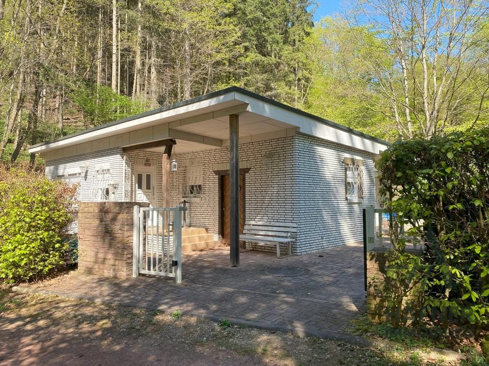 Immobilie in Kordel - Seltene Gelegenheit: Traumhaftes Ferienhaus an der Sammerbach - Bild 0