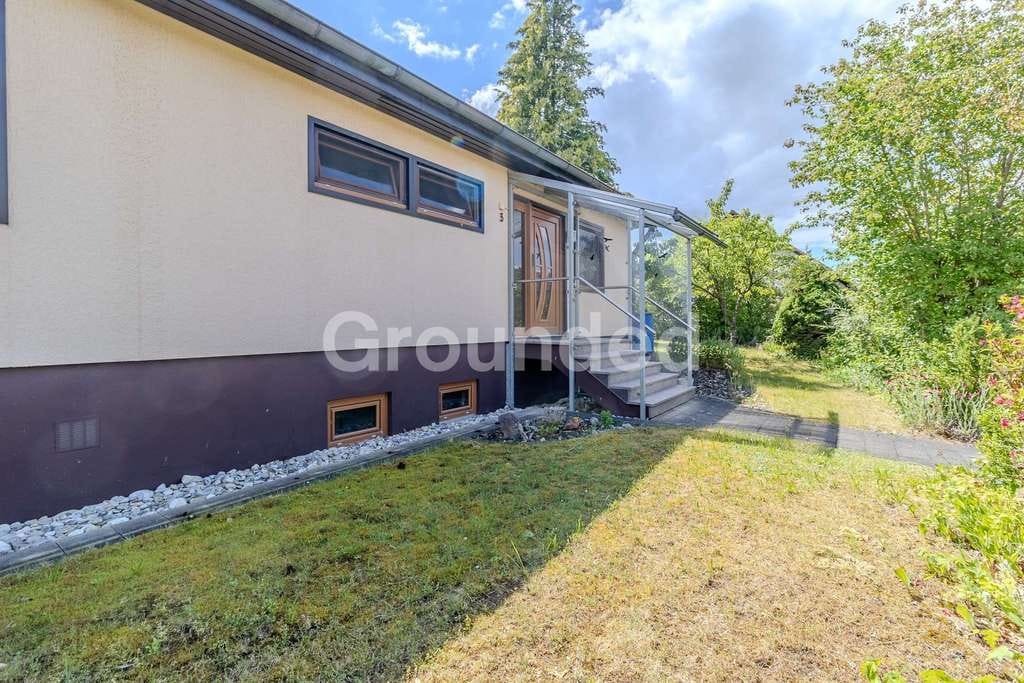 Immobilie in Roßtal - Großzügiges Einfamilienhaus mit Einliegerwohnung, Garten und Terrasse in Roßtal - Bild 4