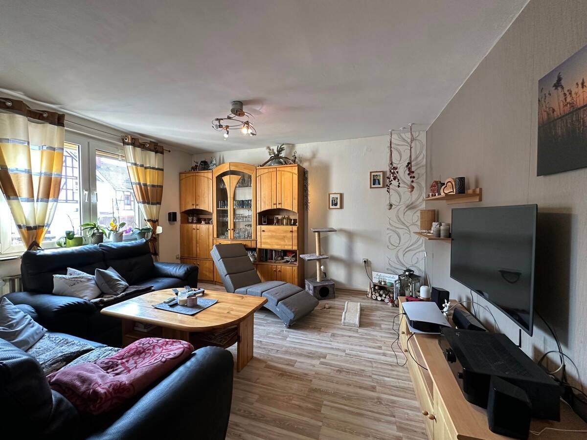 Immobilie in Waldkappel - Schönes Einfamilienhaus ca.120m²  mit Scheune und großem Grundstück ca.863m² ! - Bild 3