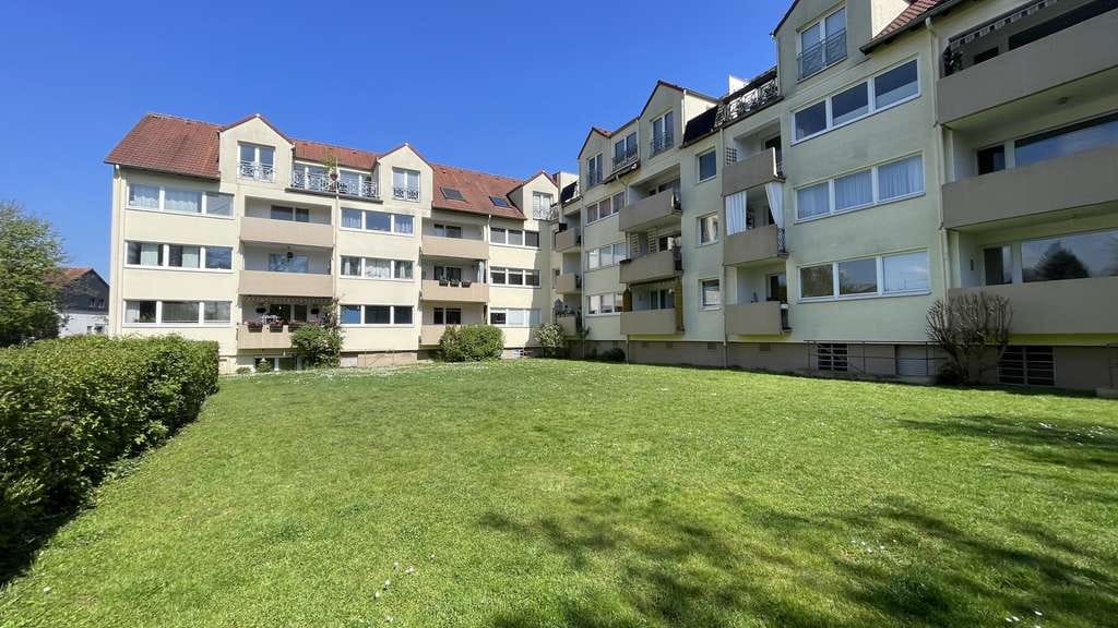 Immobilie in Bergisch Gladbach - Tolle 2- Zimmerwohnung mit Terrasse - Bild 1