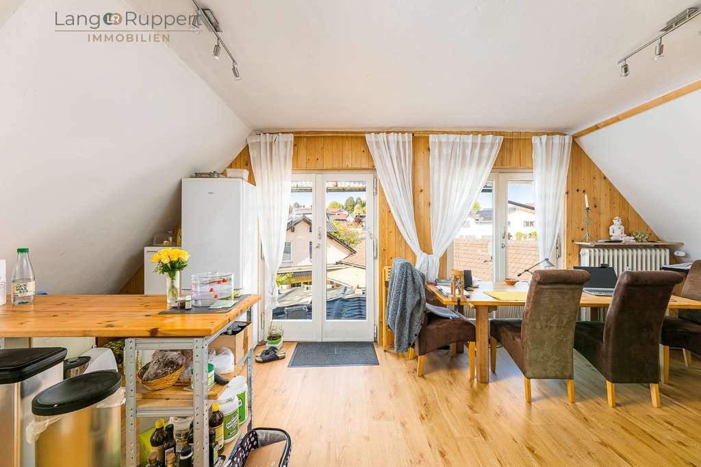Immobilie in Rimbach - Großzügige Wohnung mit Hauscharakter auf zwei Ebenen - Bild 2