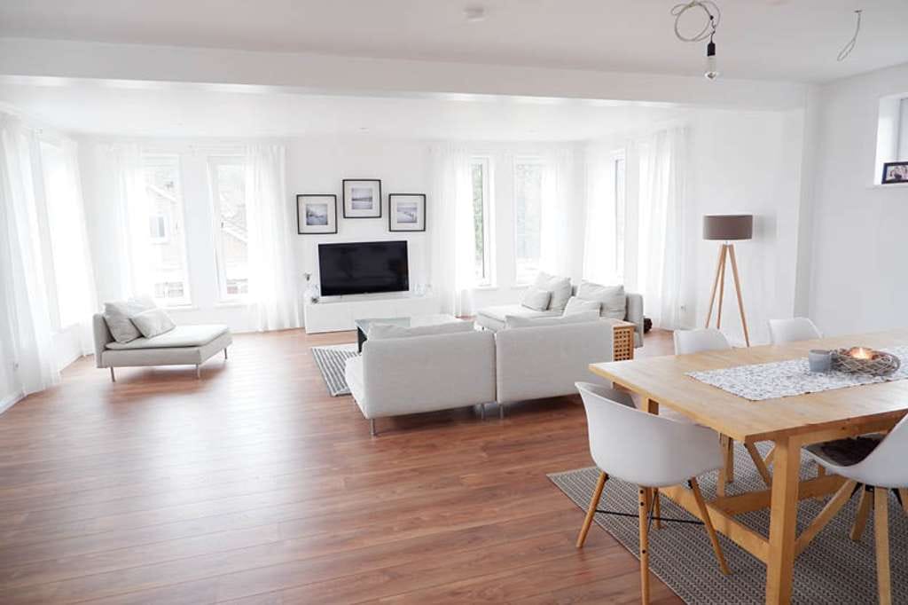 Immobilie in Bleckede - Kaufgelegenheit: Mehrgenerationenhaus (2015 modernisiert) mit 3 Wohneinheiten - Bild 3