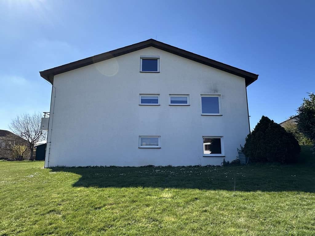 Immobilie in Hardheim - Großzügiges Einfamilienhaus mit Einliegerwohnung in bevorzugter Wohnlage von Hardheim - Bild 3