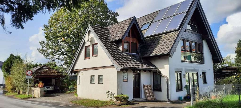 Immobilie in Overath - 2 Ein- oder Mehrfamilienhäuser mit 3 separaten Wohneinheiten - Bild 0